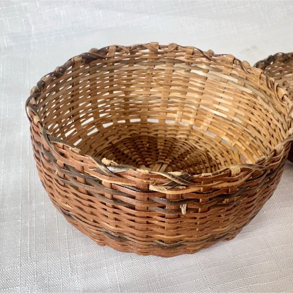 Vintage Trinket Basket Native American Style Lid Ash Splint Wood Woven Folk Art
